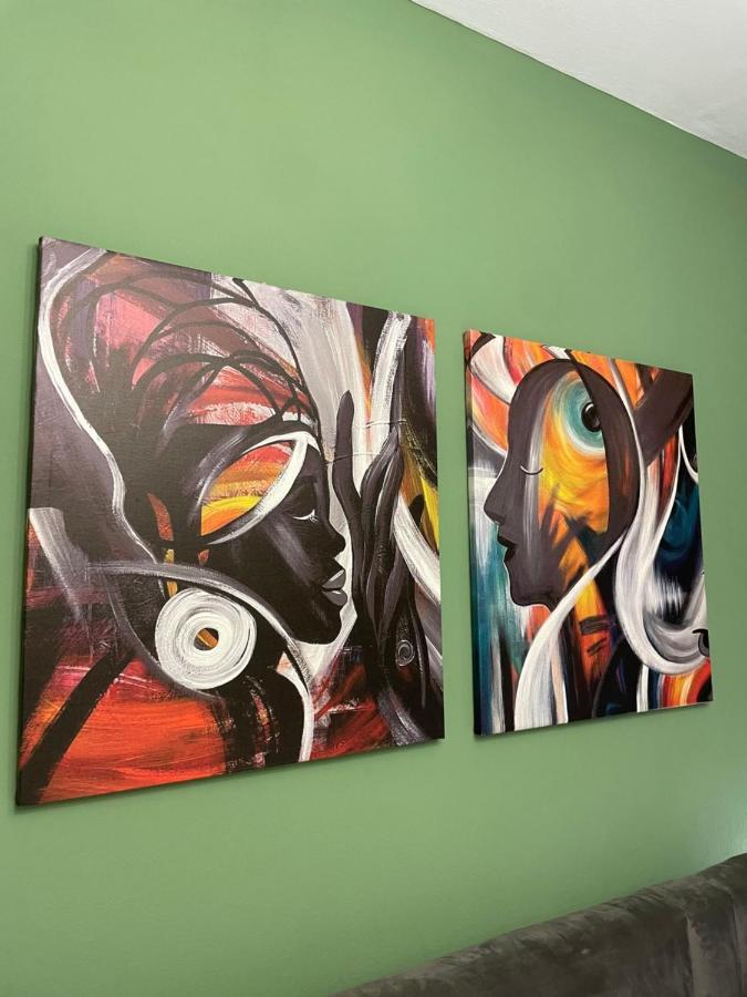 Middle Center Gallery 1 Skanderbeg Square Tirana Esterno foto